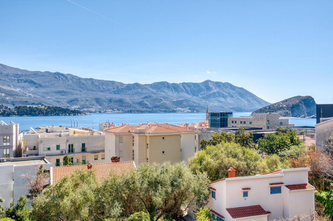 Apartment With A View Budva Buitenkant foto