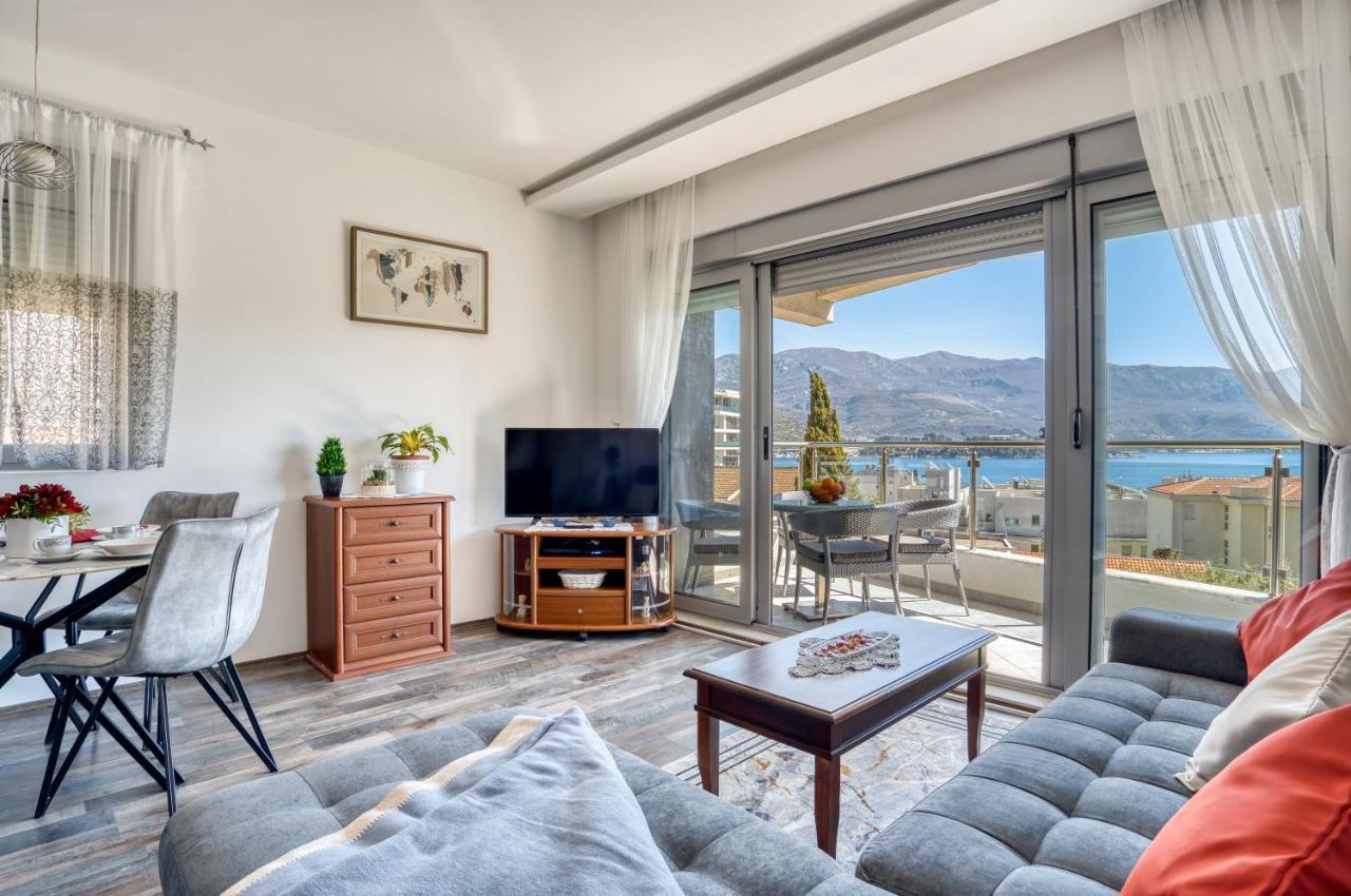 Apartment With A View Budva Buitenkant foto